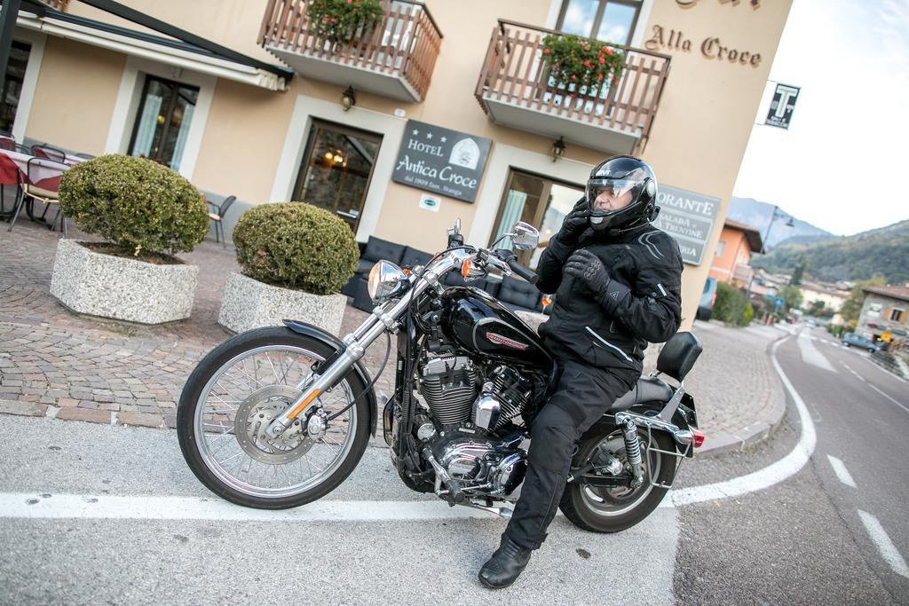 Hotel Antica Croce - Gardaslowemotion Tenno Eksteriør billede
